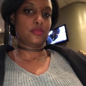 Meet your Posher, Cash